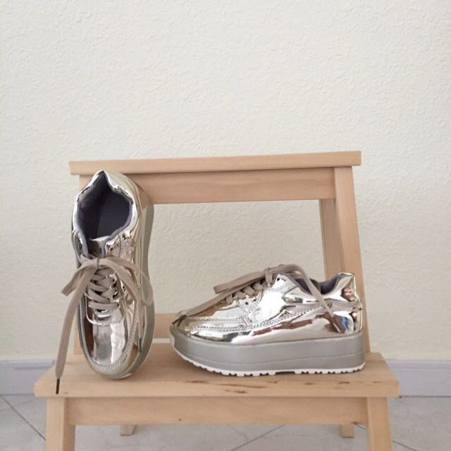 Gold platform sneakers outlet