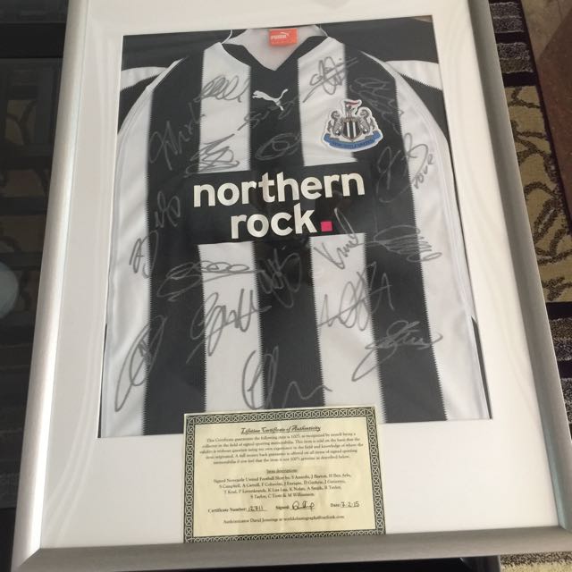 Newcastle united signed shirt Clearance