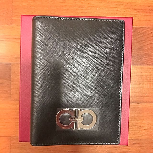 Ferragamo passport cover shop