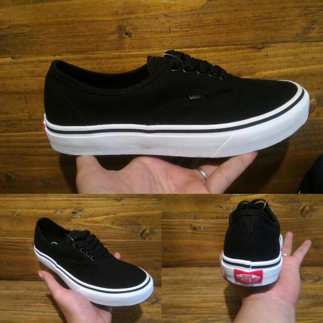 vans authentic black dope