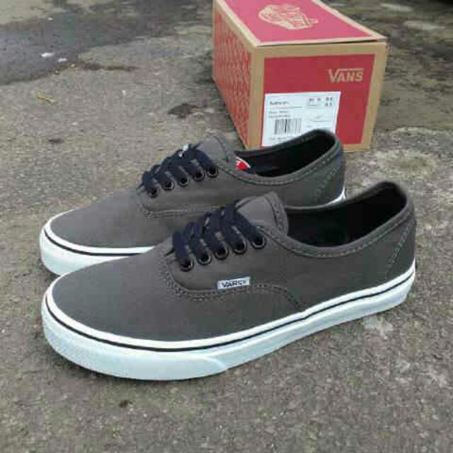 vans authentic grey white