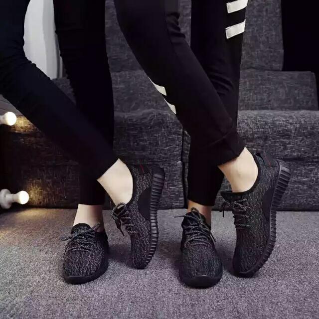 Nike/Adidas Couple Yezzy Sport Shoe 