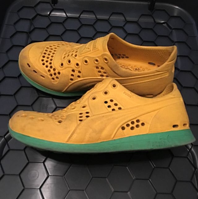 crocs style shoes