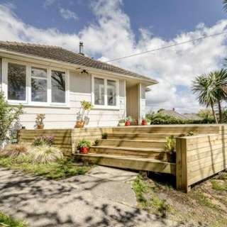 2A MANUKA CRES, HILLCREST, ROTORUA