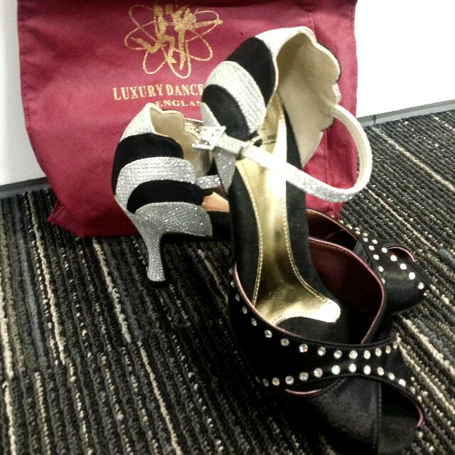 custom made dance shoes