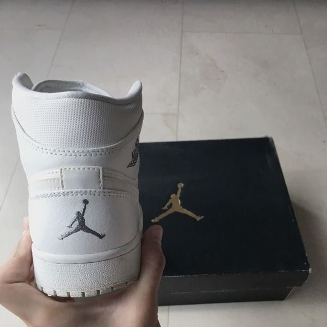 aj1 triple white high
