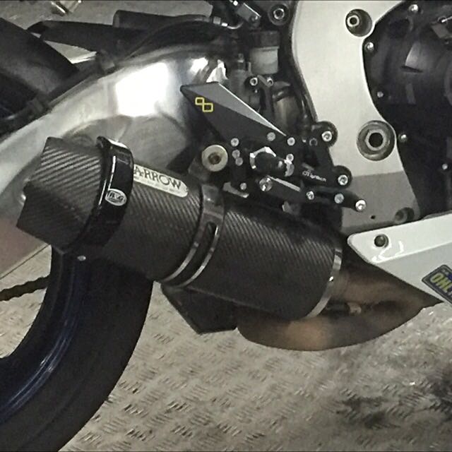 Cbr1000rr Legal Arrow Indy Race Carbon Fibre Exhaust Pipe Car Accessories On Carousell £34.65 vat applies to uk customers only. cbr1000rr legal arrow indy race carbon fibre exhaust pipe
