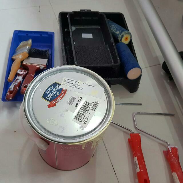 Nippon Paint Vinyl Silk (Ixora) Code NP YO1095P, Hobbies & Toys