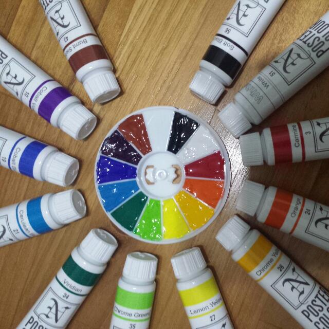 Nicker Poster Paint Sample or Travel Palette, Design & Craft, Craft