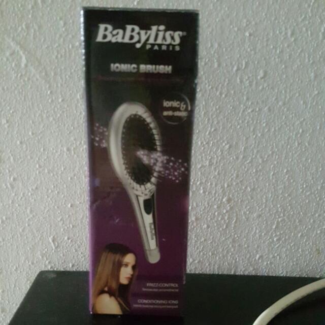 Babyliss Ionic Hair Brush, Beauty & Personal Care, Hair on Carousell