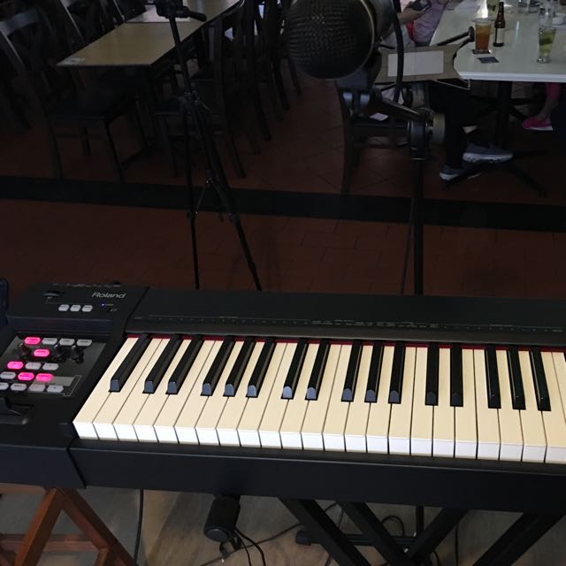 Roland Rd 64 Music Media Music Instruments On Carousell