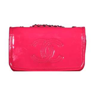 (Category: ) located in . Submitted by kaliscloset (Listing ID 75698435, Image 1). Description: .