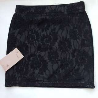 (NEW) Black Lace Mini Skirt