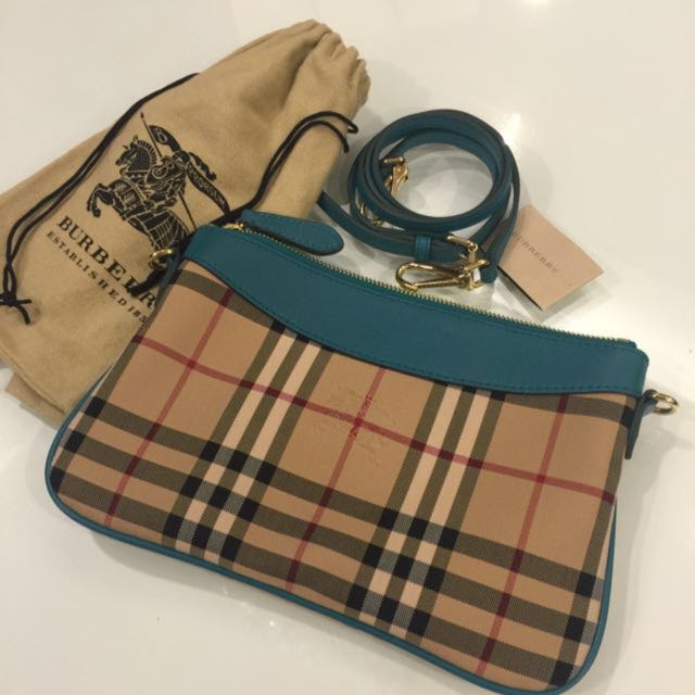 burberry horseferry check crossbody bag