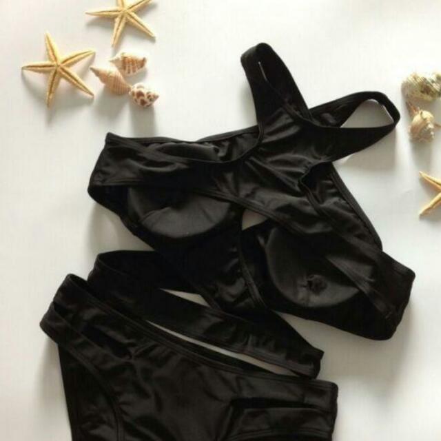 preorder!!! black wrap bikini, Women's Fashion, Tops, Sleeveless on