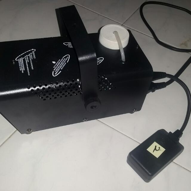 Smoke/Fog Machine for Sale, Sports Equipment, Other Sports Equipment