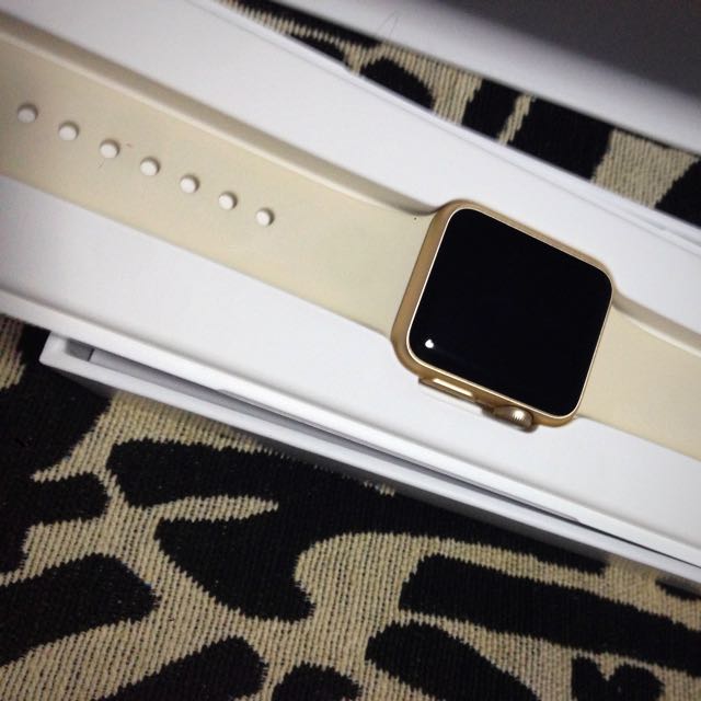 Apple Watch 7000 Series Gold Aluminium Mobile Phones Gadgets