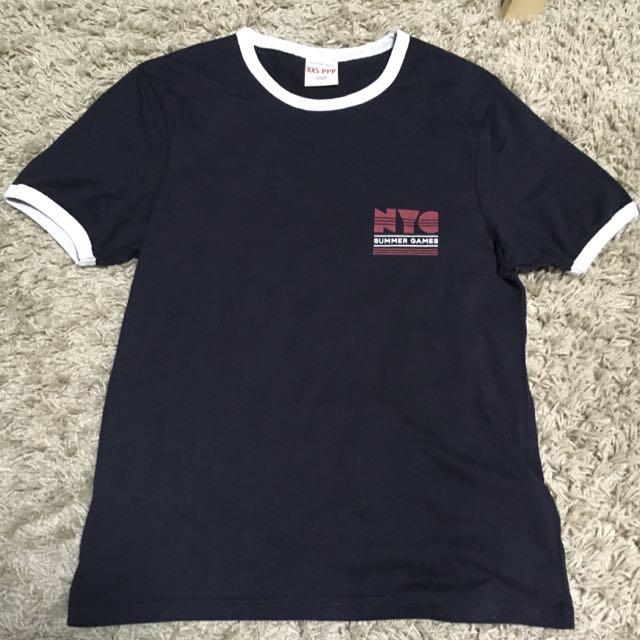 Basic Black Tee (Category: Tshirts & Polo Shirts) located in Singapore. Submitted by shkrrbn (Listing ID 75898197, Image 1). Description: .