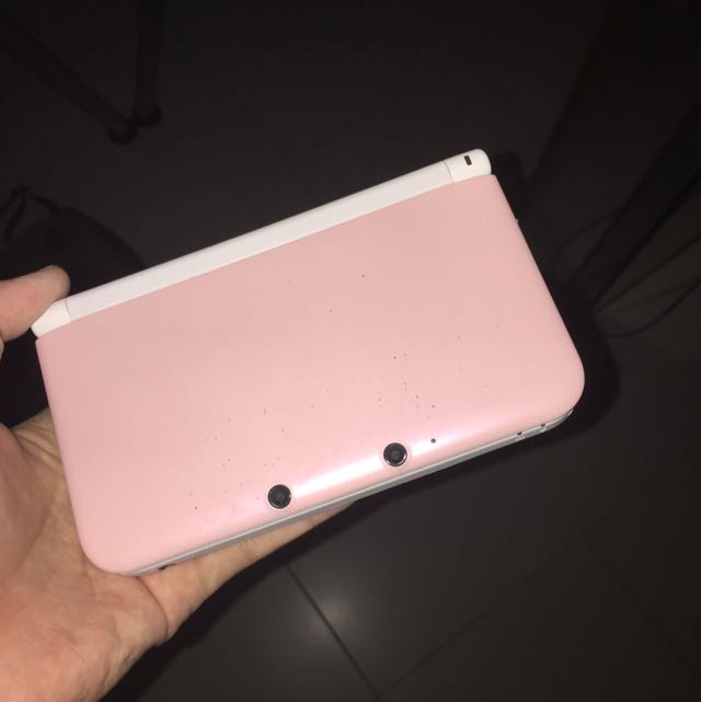 pink and white 3ds xl