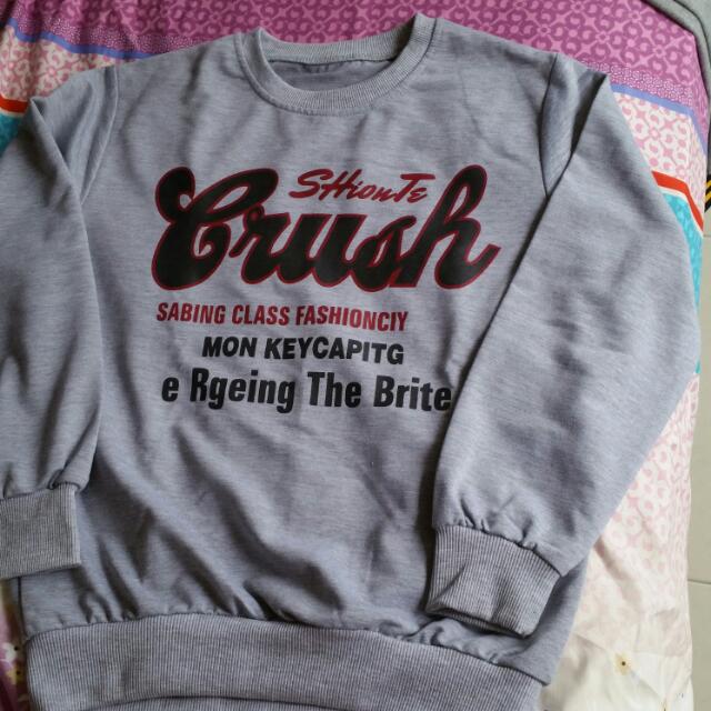 Pullover (Category: Babies & Kids Fashion) located in Singapore. Submitted by ggpopcorn (Listing ID 75898199, Image 2). Description: .