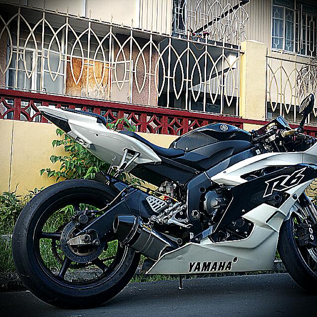 SPORTSBIKE YAMAHA R6 AND KAWASAKI ZX10R, Motorbikes on Carousell