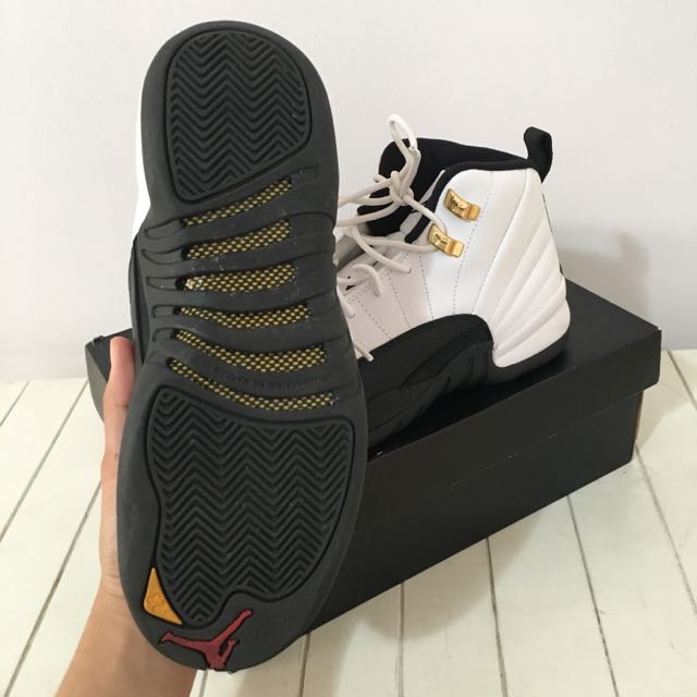 Nike Air Jordan XII 12 Low Taxi Retro GS 2004 sz 6Y