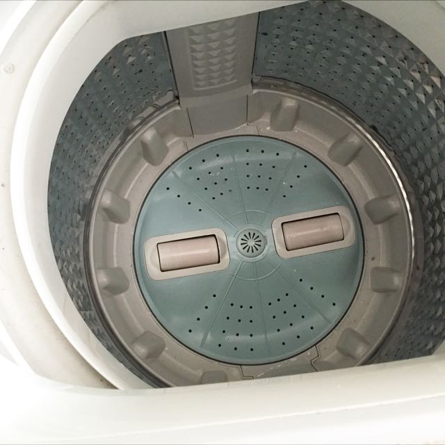 Samsung 7.5 Kg Washing Machinespoilt, TV & Home Appliances, Washing