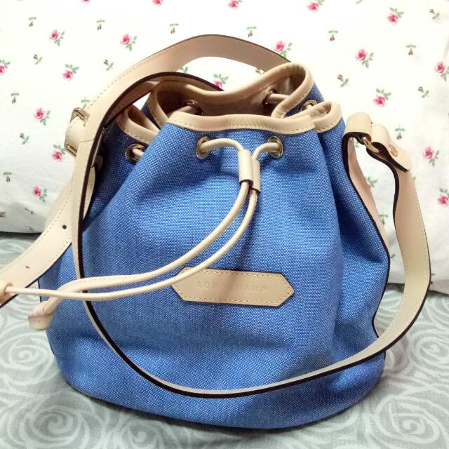 Longchamp Le Pliage Néo  Bucket Bag S, Luxury, Bags & Wallets on Carousell