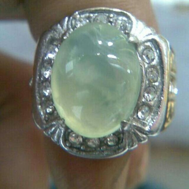 batu kecubung kuning kalimantan