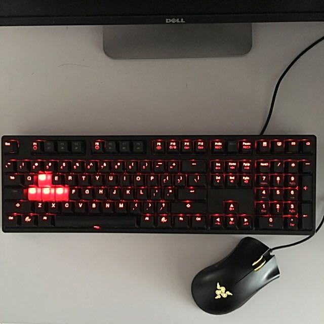 Ducky Shine 3 Mechanical Keyboard Brown Switch Razer Deathadder Chroma