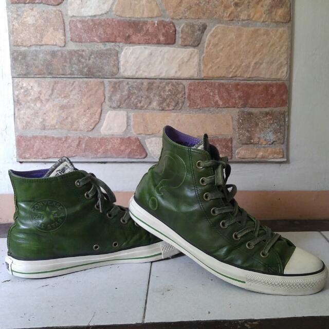 Riddler converse high tops deals