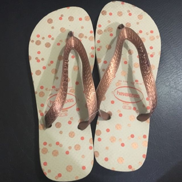 Original Havaianas Slippers, Women's Fashion, Footwear, Slippers and ...
