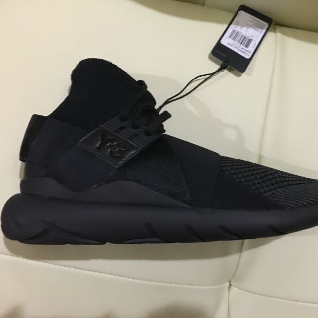 Y 3 QASA ELLE LACE KNIT Men s Fashion Footwear Dress Shoes on