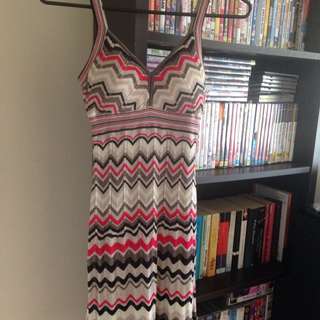 Guess Dress- Size 6