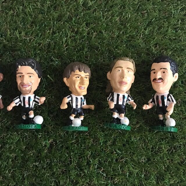 Vintage 95/96 Newcastle United Team Figurines, Hobbies & Toys, Toys