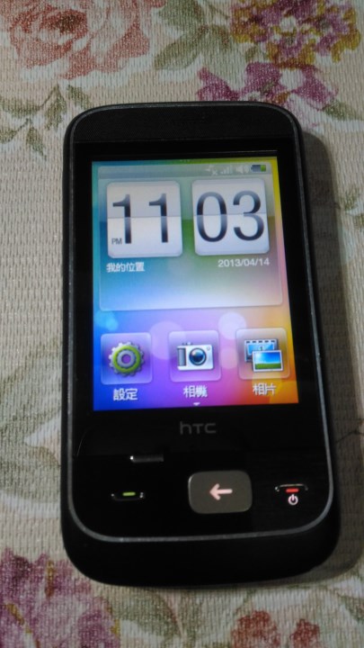 htc smart f3188 聰明機 3g手機 2 8吋觸控螢幕 300萬畫素相機單閃光 功能正常 只賣600元