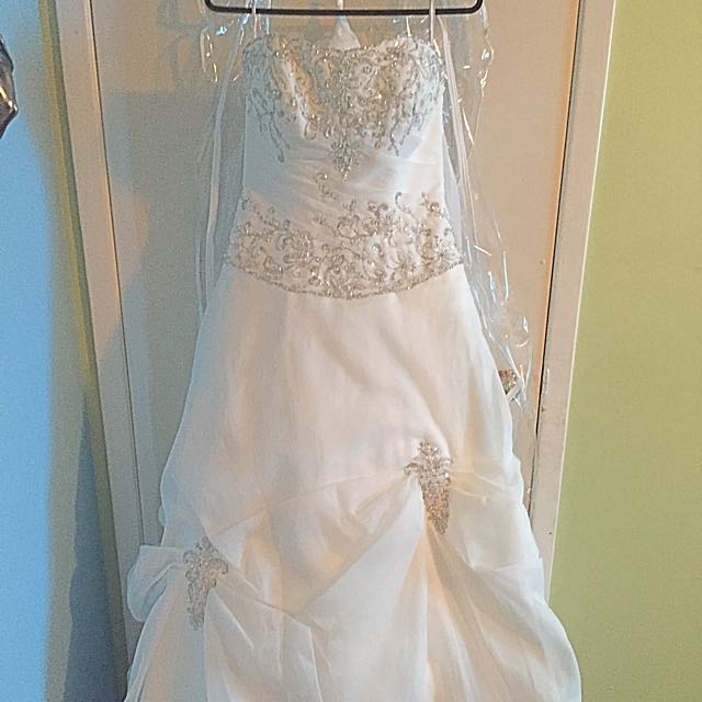 Brand New Never Used Private Label By G Wedding dress Size 14 ...