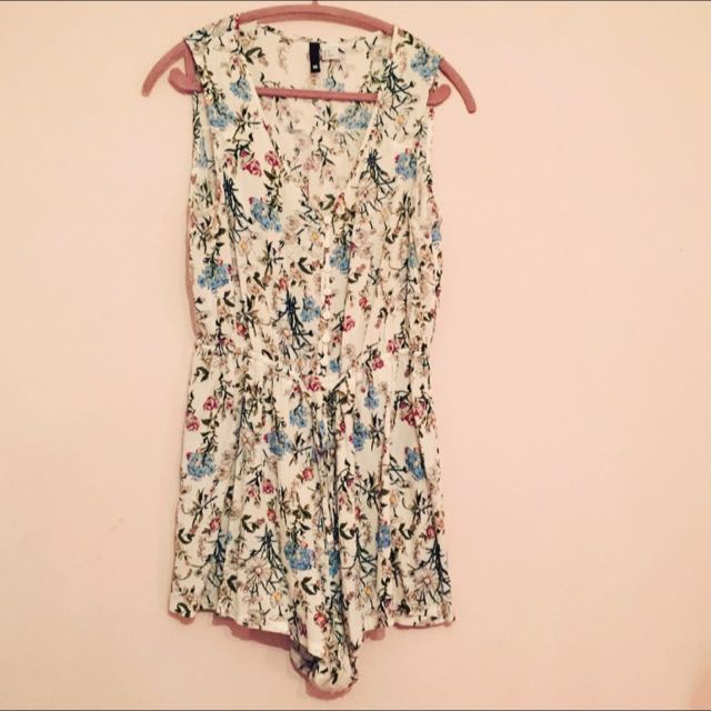 playsuit size 16