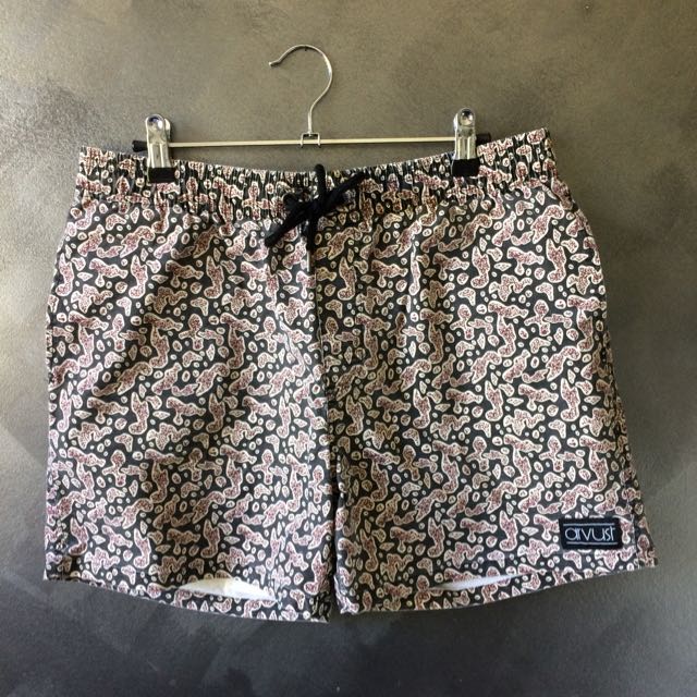 arvust shorts