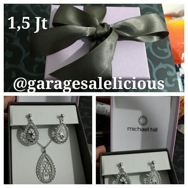 Repriced New Michael Hill Jewelry Set Earing Necklace Pendant Fesyen Wanita Perhiasan Di Carousell
