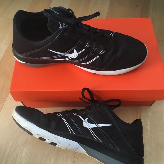 nike free run tr
