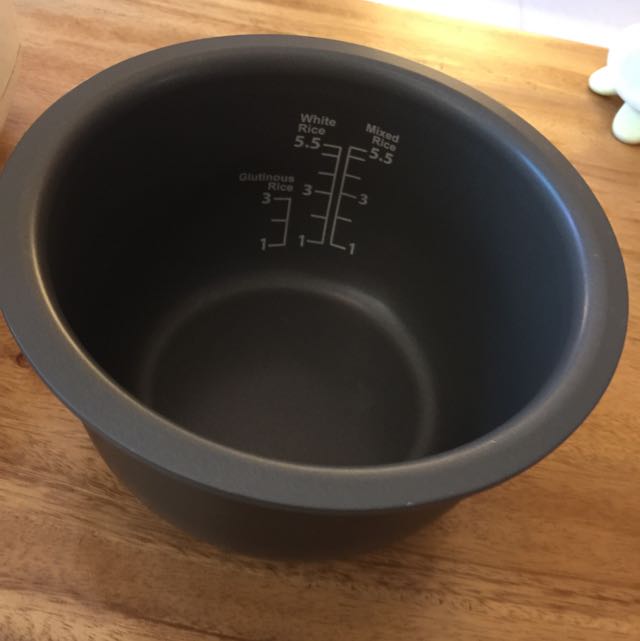 Toshiba Rice Cooker With Brand New Inner Pot, TV & Home Appliances