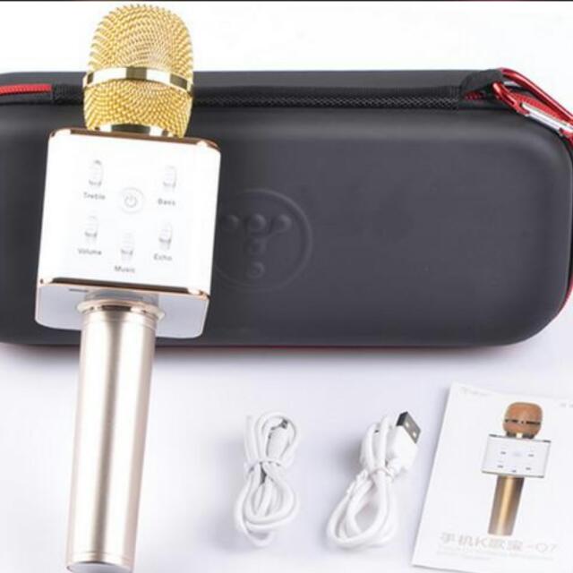 BNIB Bluetooth Wireless Microphone Tuxun Q7 Model (Sleek Design