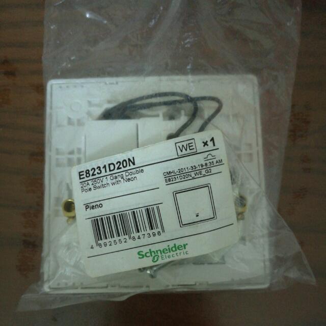 Schneider Electric 20a 250v 1 Gang Double Pole Switch With