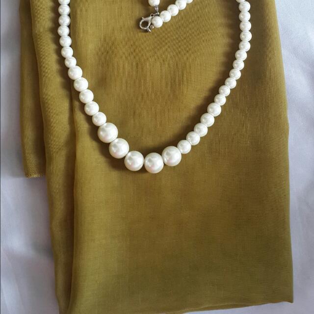 Square Hijab Warna Olive Womens Fashion Womens Clothes On Carousell