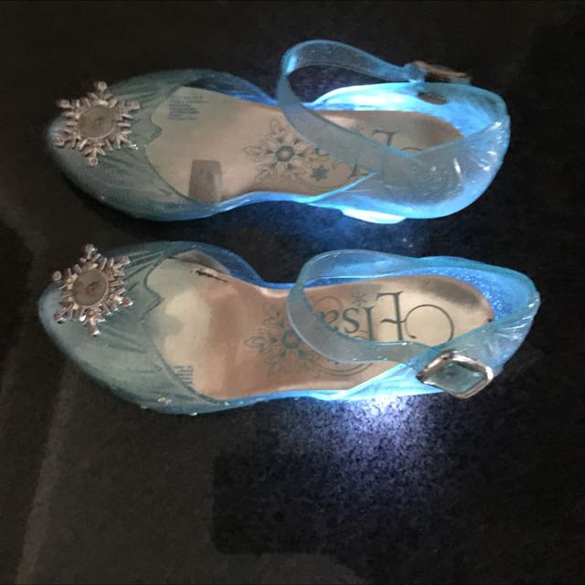 Disney's Frozen Elsa Light Up Jelly Shoes main image 1