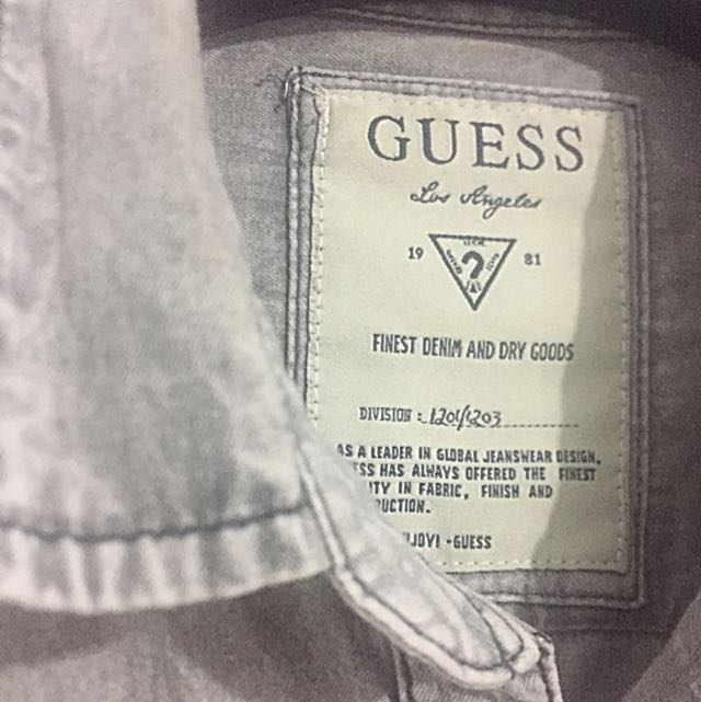 Guess, Fesyen Pria, Pakaian di Carousell