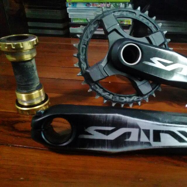 saint m820 crankset