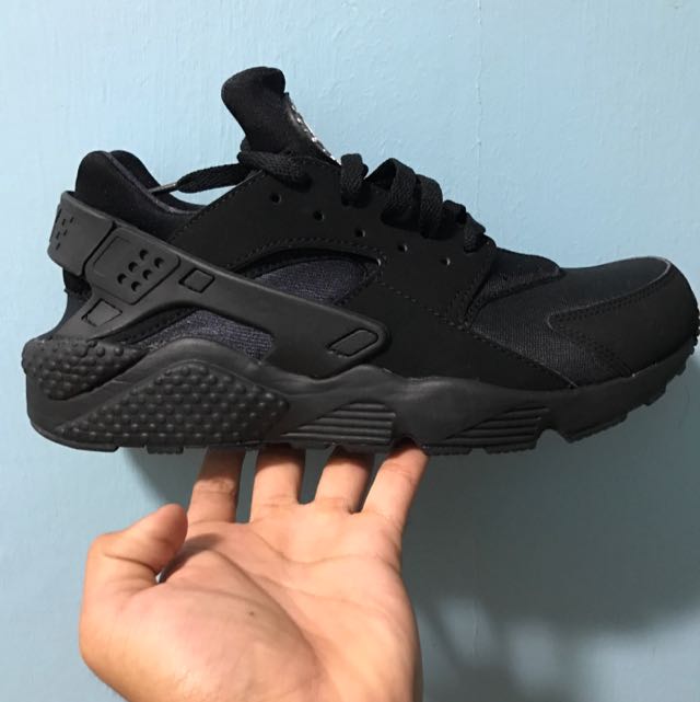 Nike huarache noir blanc hotsell