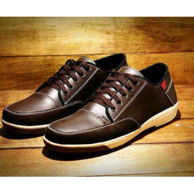 Sepatu Casual Formal Pria Kickers Twice Grade Original Fesyen Pria Sepatu Di Carousell